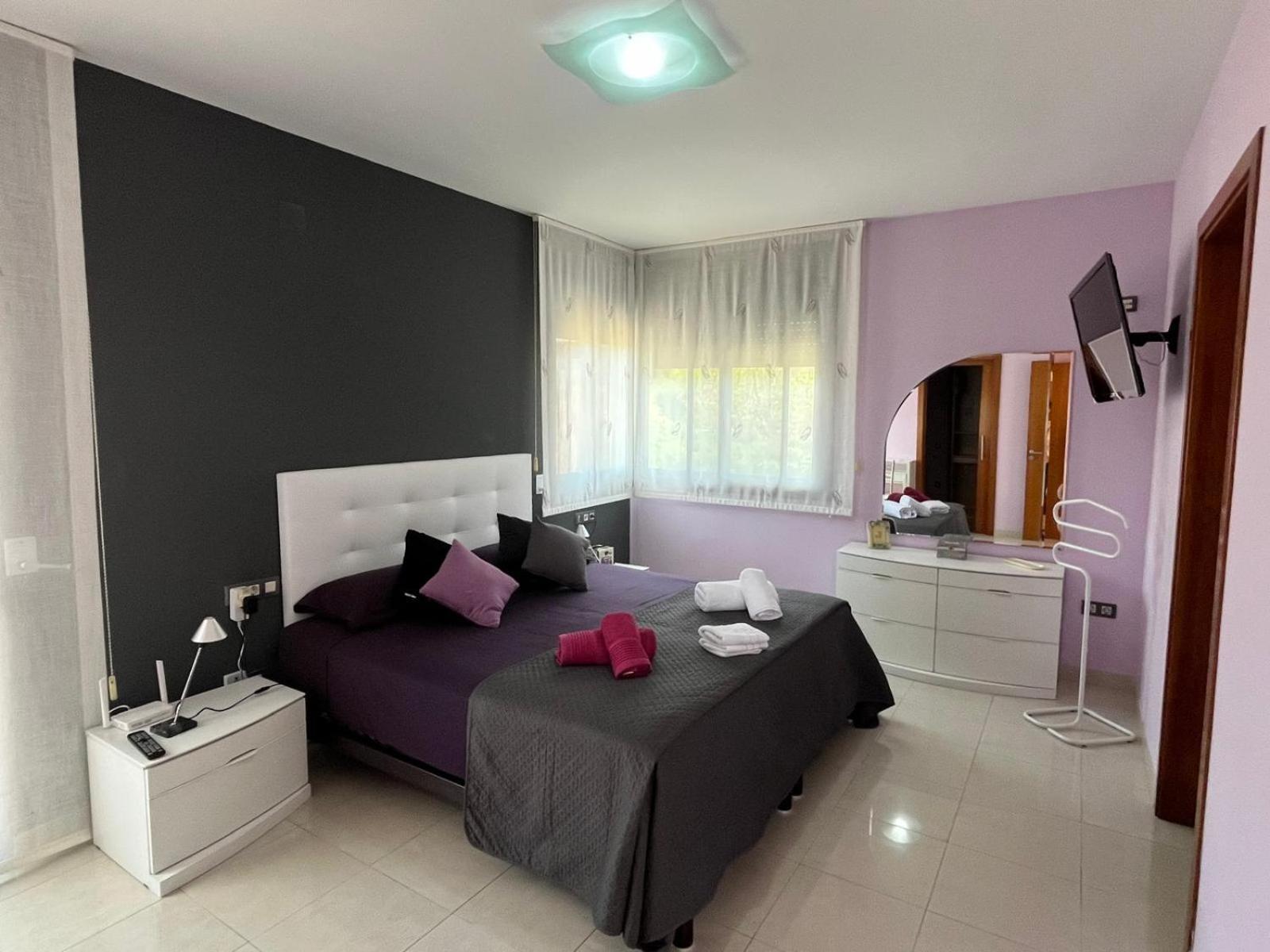 Washingtonia Villa Near Sitges Canyelles  Exterior foto
